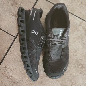 On Clouds Running WomensBlack Athletic Shoes